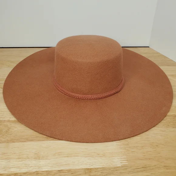 Universal Thread Wool Tan Hat s-l400.jpg main image 4